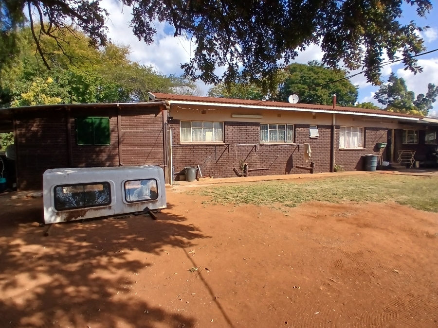 Commercial Property for Sale in Mooinooi North West